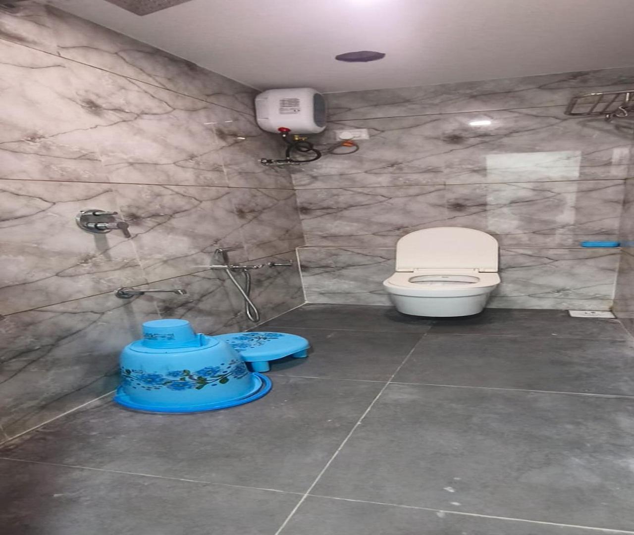 Hotel Nest View Ahmedabad Esterno foto