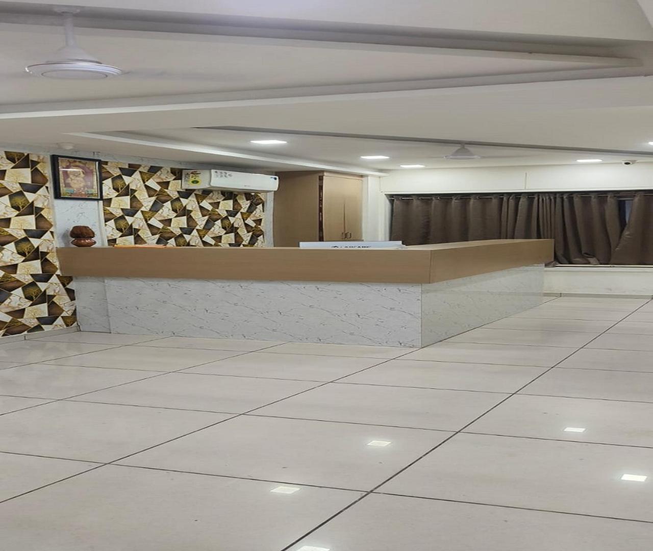Hotel Nest View Ahmedabad Esterno foto