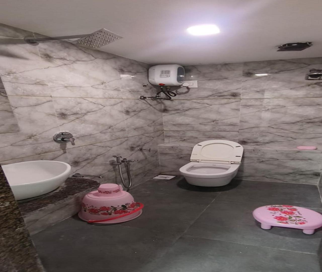 Hotel Nest View Ahmedabad Esterno foto